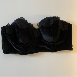 VS Black Velvet Corset Top / 34B / EUC